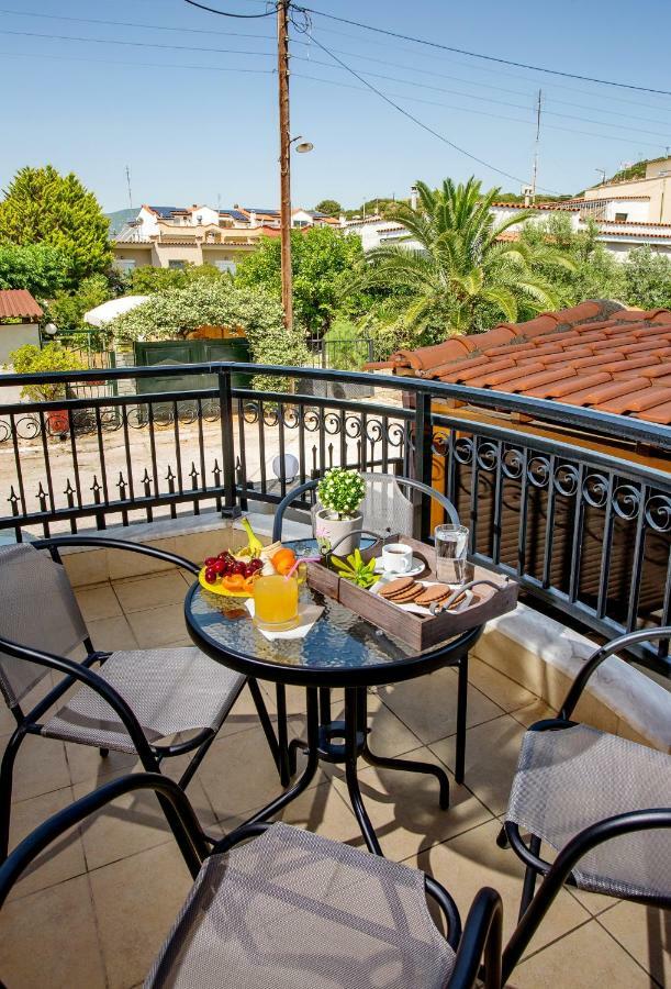 Konstantina & Evgenia Deluxe Apartment Nea Peramos  Ngoại thất bức ảnh