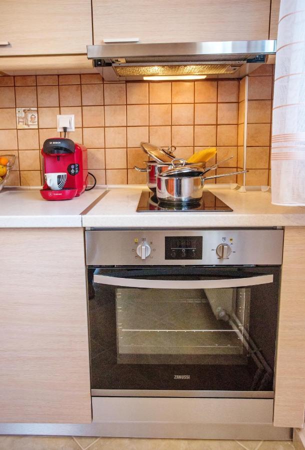 Konstantina & Evgenia Deluxe Apartment Nea Peramos  Ngoại thất bức ảnh